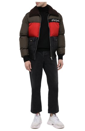 Мужские комбинированные кроссовки leave no trace MONCLER белого цвета по цене 68000 руб., арт. F2-09A-4M703-40-02SH4 | Фото 2 Мужские комбинированные кроссовки leave no trace MONCLER белого цвета, арт. F2-09A-4M703-40-02SH4 | Фото 2