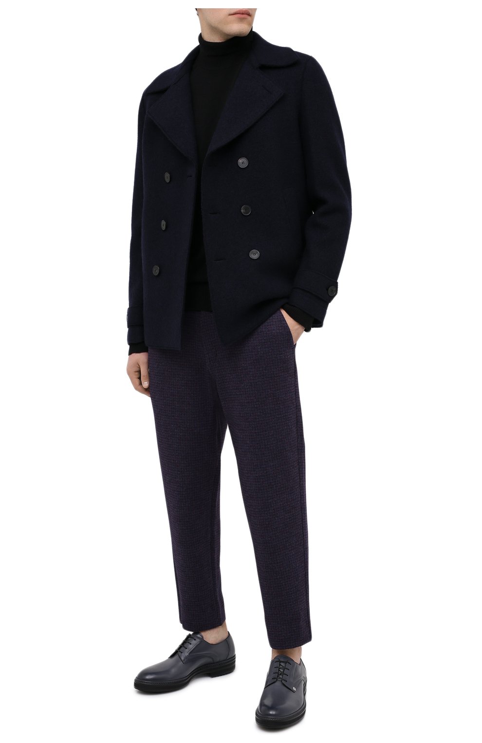 Мужской шерстяной бушлат HARRIS WHARF LONDON темно-синего цвета, арт. C9214MLC | Фото 2 (Материал внешний: Шерсть; Рукава: Длинные; Стили: Классический; Мужское Кросс-КТ: Верхняя одежда, пальто-верхняя одежда; Длина (верхняя одежда): Короткие)
