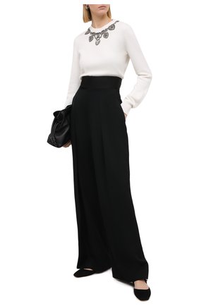 Женский кашемировый пуловер ALEXANDER MCQUEEN белого цвета по цене 150500 руб., арт. 641843/Q1ARE | Фото 2 Женский кашемировый пуловер ALEXANDER MCQUEEN белого цвета, арт. 641843/Q1ARE | Фото 2