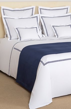 Хлопковая наволочка FRETTE синего цвета по цене 6995 руб., арт. FA7017 E0700 030B | Фото 5 Хлопковая наволочка FRETTE синего цвета, арт. FA7017 E0700 030B | Фото 5