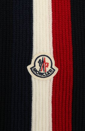Мужской шерстяной шарф MONCLER темно-синего цвета по цене 17100 руб., арт. F2-091-3C711-00-A9575 | Фото 2 Мужской шерстяной шарф MONCLER темно-синего цвета, арт. F2-091-3C711-00-A9575 | Фото 2