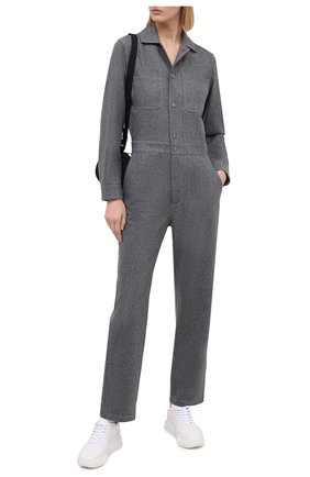 Женский шерстяной комбинезон MONCLER серого цвета по цене 70700 руб., арт. F2-093-2G705-00-54233 | Фото 2 Женский шерстяной комбинезон MONCLER серого цвета, арт. F2-093-2G705-00-54233 | Фото 2