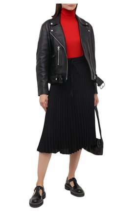 Женская шерстяная водолазка REDVALENTINO красного цвета по цене 39750 руб., арт. UR0KC02A/545 | Фото 2 Женская шерстяная водолазка REDVALENTINO красного цвета, арт. UR0KC02A/545 | Фото 2