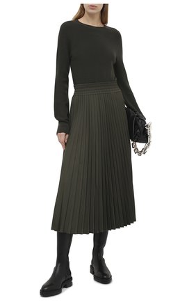 Женское шерстяное платье MONCLER хаки цвета по цене 77000 руб., арт. F2-093-9I702-10-A9361 | Фото 2 Женское шерстяное платье MONCLER хаки цвета, арт. F2-093-9I702-10-A9361 | Фото 2