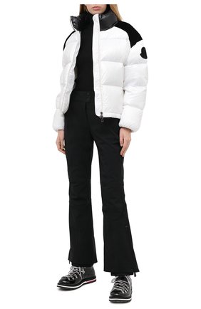 Женские утепленные брюки MONCLER GRENOBLE черного цвета по цене 69600 руб., арт. F2-098-2A608-40-53873 | Фото 2 Женские утепленные брюки MONCLER GRENOBLE черного цвета, арт. F2-098-2A608-40-53873 | Фото 2