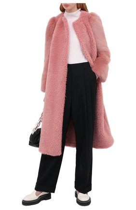 Женская шуба из экомеха REDVALENTINO розового цвета по цене 89900 руб., арт. UR0CAC30/5EA | Фото 2 Женская шуба из экомеха REDVALENTINO розового цвета, арт. UR0CAC30/5EA | Фото 2