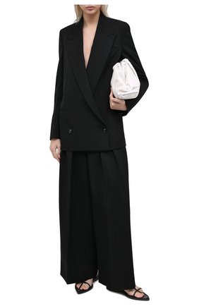 Женские шерстяные брюки BOTTEGA VENETA черного цвета по цене 89400 руб., арт. 627591/VKIS0 | Фото 2 Женские шерстяные брюки BOTTEGA VENETA черного цвета, арт. 627591/VKIS0 | Фото 2