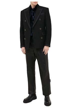 Мужская рубашка из вискозы и шелка GIORGIO ARMANI темно-синего цвета по цене 79500 руб., арт. 8WGCCZ97/TZ741 | Фото 2 Мужская рубашка из вискозы и шелка GIORGIO ARMANI темно-синего цвета, арт. 8WGCCZ97/TZ741 | Фото 2 (Рукава: Длинные; Длина (для топов): Стандартные; Случай: Повседневный; Стили: Кэжуэл; Рубашки М: Slim Fit; Воротник: Кент; Мужское Кросс-КТ: Рубашка-одежда; Принт: Однотонные; Манжеты: На пуговицах; Материал внешний: Вискоза)