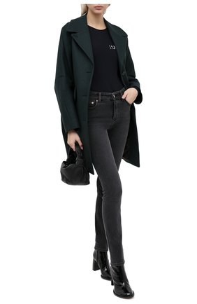 Женские джинсы MM6 темно-серого цвета по цене 27350 руб., арт. S32LA0206/S30684 | Фото 2 Женские джинсы MM6 темно-серого цвета, арт. S32LA0206/S30684 | Фото 2