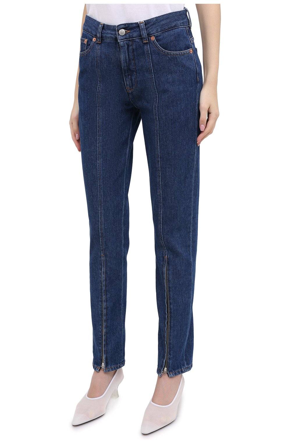 Женские джинсы MM6 синего цвета, арт. S62LB0050/S30460 | Фото 3 (Стили: Ретро; Кросс-КТ: Деним; Длина (брюки, джинсы): Стандартные; Силуэт Ж (брюки и джинсы): Прямые; Материал внешний: Хлопок)