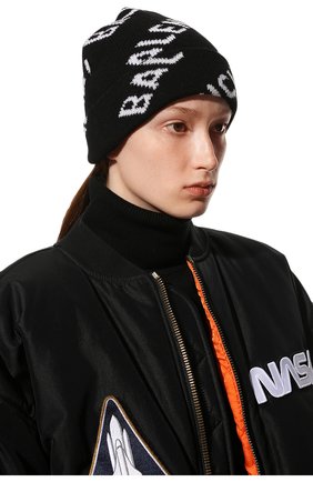 Женская шерстяная шапка BALENCIAGA черного цвета по цене 19700 руб., арт. 633717/T1567 | Фото 2 Женская шерстяная шапка BALENCIAGA черного цвета, арт. 633717/T1567 | Фото 2