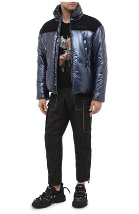 Мужская утепленная куртка OFF-WHITE темно-синего цвета по цене 175500 руб., арт. 0MED026F20FAB0014600 | Фото 2 Мужская утепленная куртка OFF-WHITE темно-синего цвета, арт. 0MED026F20FAB0014600 | Фото 2