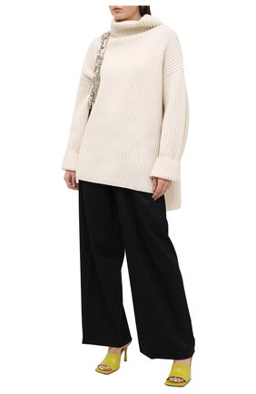 Женские кожаные мюли BOTTEGA VENETA светло-зеленого цвета по цене 57050 руб., арт. 610538/VBSF0 | Фото 2 Женские кожаные мюли BOTTEGA VENETA светло-зеленого цвета, арт. 610538/VBSF0 | Фото 2