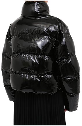 Женская утепленная куртка BALENCIAGA черного цвета, арт. 626544/TGQ10 | Фото 4 (Кросс-КТ: Куртка, Утепленный, Пуховик; Рукава: Длинные; Стили: Гламурный, Кэжуэл; Материал внешний: Синтетический материал; Материал подклада: Синтетический материал; Длина (верхняя одежда): Короткие)