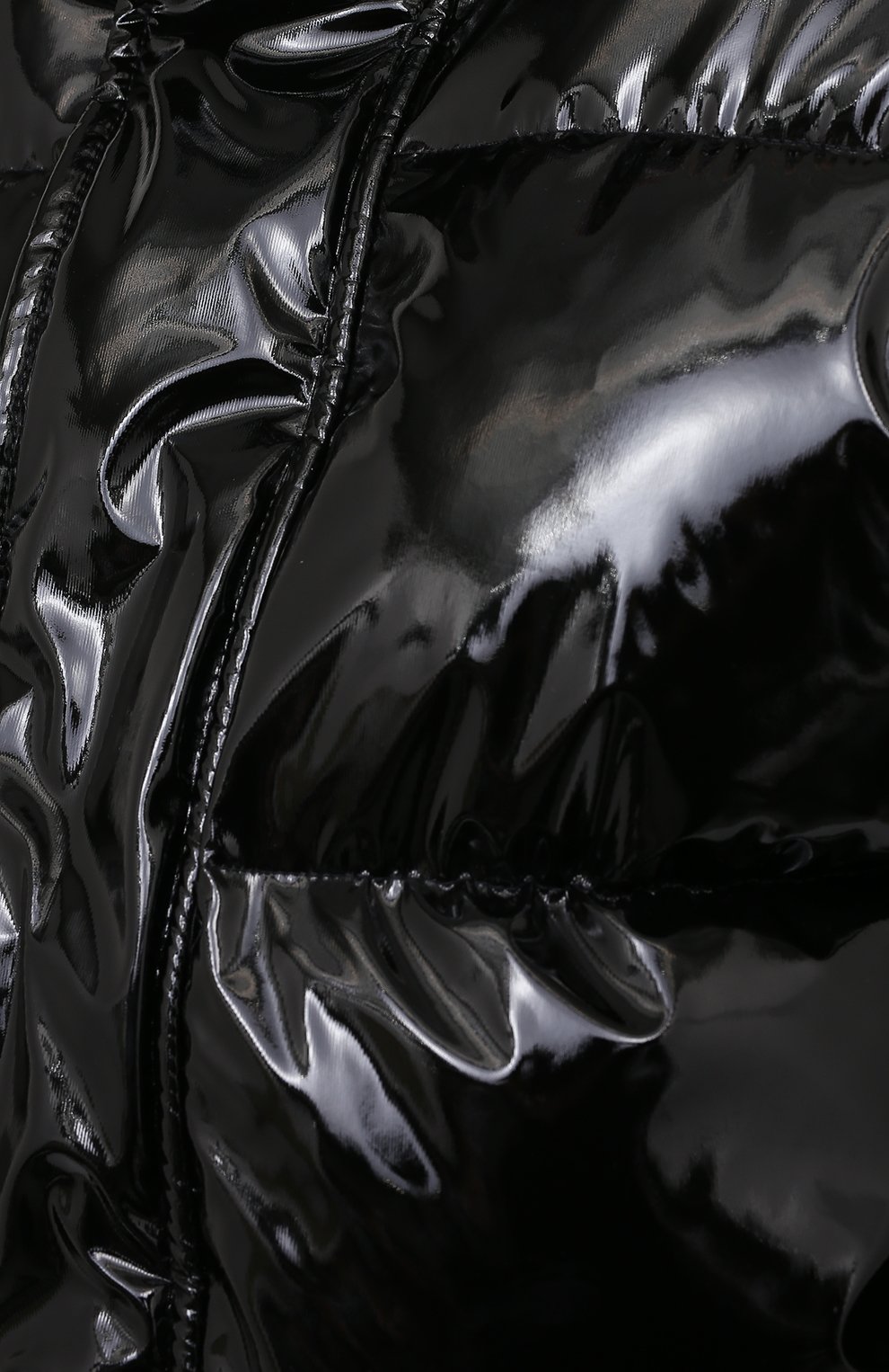 Женская утепленная куртка BALENCIAGA черного цвета, арт. 626544/TGQ10 | Фото 5 (Кросс-КТ: Куртка, Утепленный, Пуховик; Рукава: Длинные; Стили: Гламурный, Кэжуэл; Материал внешний: Синтетический материал; Материал подклада: Синтетический материал; Длина (верхняя одежда): Короткие)