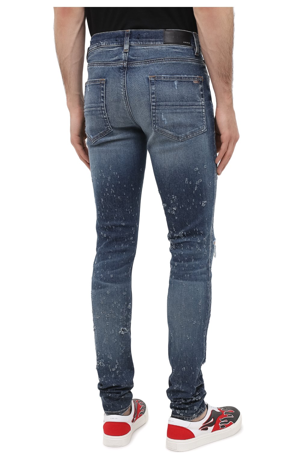 Мужские джинсы AMIRI темно-синего цвета, арт. W0M01524SD | Фото 4 (Силуэт М (брюки): Узкие; Кросс-КТ: Деним; Длина (брюки, джинсы): Стандартные; Стили: Гранж; Материал внешний: Хлопок, Деним; Детали: Потертости)