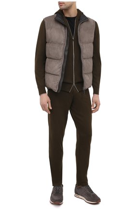Мужской пуховый жилет BRIONI коричневого цвета по цене 399500 руб., арт. PLV70L/09738 | Фото 2 Мужской пуховый жилет BRIONI коричневого цвета, арт. PLV70L/09738 | Фото 2
