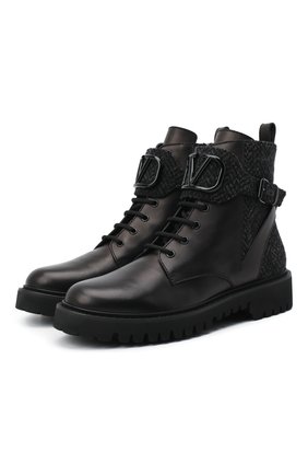 Женские кожаные ботинки valentino garavani vlogo VALENTINO черного цвета по цене 89950 руб., арт. UW0S0Q03/HKK | Фото 1 Женские кожаные ботинки valentino garavani vlogo VALENTINO черного цвета, арт. UW0S0Q03/HKK | Фото 1