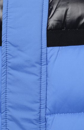 Детский пуховый комбинезон MONCLER синего цвета по цене 0 руб., арт. F2-951-1G508-20-53333/3M-18M | Фото 3 Детский пуховый комбинезон MONCLER синего цвета, арт. F2-951-1G508-20-53333/3M-18M | Фото 3 (Региональные ограничения белый список (Axapta Mercury): RU; Ростовка одежда: 12 мес | 80 см, 3 мес | 62 см, 6 мес | 68 см, 9 мес | 74 см)