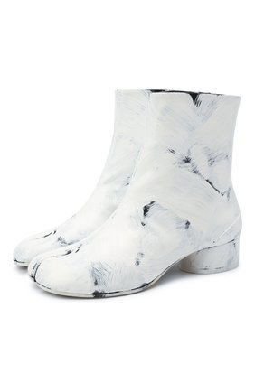 Женские кожаные ботильоны MAISON MARGIELA белого цвета по цене 79950 руб., арт. S58WU0273/P3838 | Фото 1 Женские кожаные ботильоны MAISON MARGIELA белого цвета, арт. S58WU0273/P3838 | Фото 1