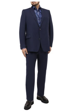 Мужская хлопковая рубашка SONRISA синего цвета по цене 34050 руб., арт. IL4VE/BC/LV1108/47-51 | Фото 2 Мужская хлопковая рубашка SONRISA синего цвета, арт. IL4VE/BC/LV1108/47-51 | Фото 2 (Материал внешний: Хлопок; Длина (для топов): Удлиненные; Рукава: Длинные; Мужское Кросс-КТ: Рубашка-одежда; Случай: Повседневный; Принт: С принтом; Рубашки М: Regular Fit; Big sizes: Big Sizes; Стили: Кэжуэл; Манжеты: На пуговицах; Воротник: Акула)