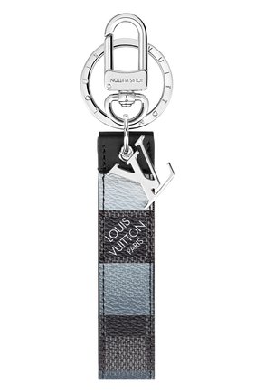 Мужской кожаный брелок dragonne damier LOUIS VUITTON светло-серого цвета по цене 22700 руб., арт. M69851 | Фото 1 Мужской кожаный брелок dragonne damier LOUIS VUITTON светло-серого цвета, арт. M69851 | Фото 1