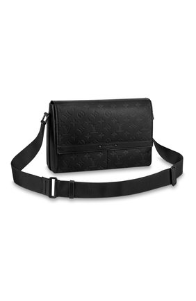 Мужская кожаная сумка-мессенджер sprinter LOUIS VUITTON черного цвета по цене 173000 руб., арт. M44729 | Фото 1 Мужская кожаная сумка-мессенджер sprinter LOUIS VUITTON черного цвета, арт. M44729 | Фото 1