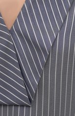 Женская шелковая блузка GIORGIO ARMANI голубого цвета, арт. 0WHCCZ24/TZ618 | Фото 5 (Материал внешний: Шелк; Рукава: Длинные; Принт: Полоска, С принтом; Длина (для топов): Удлиненные; Стили: Романтичный; Женское Кросс-КТ: Блуза-одежда)