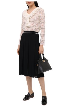 Женская юбка из вискозы GUCCI черного цвета по цене 99000 руб., арт. 629429/XKBBZ | Фото 2 Женская юбка из вискозы GUCCI черного цвета, арт. 629429/XKBBZ | Фото 2