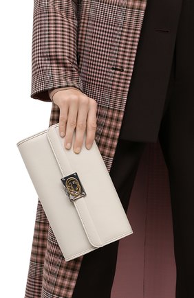 Женский клатч linea matisse GUCCI белого цвета по цене 155300 руб., арт. 628521/1W10X | Фото 2 Женский клатч linea matisse GUCCI белого цвета, арт. 628521/1W10X | Фото 2