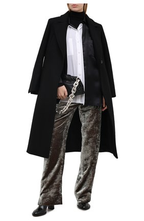 Женские брюки из вискозы ANN DEMEULEMEESTER зеленого цвета по цене 84800 руб., арт. 2002-1414-P-175-049 | Фото 2 Женские брюки из вискозы ANN DEMEULEMEESTER зеленого цвета, арт. 2002-1414-P-175-049 | Фото 2