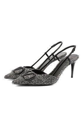 Женская текстильные туфли valentino garavani vlogo VALENTINO черно-белого цвета по цене 63400 руб., арт. UW0S0R01/XHM | Фото 1 Женская текстильные туфли valentino garavani vlogo VALENTINO черно-белого цвета, арт. UW0S0R01/XHM | Фото 1