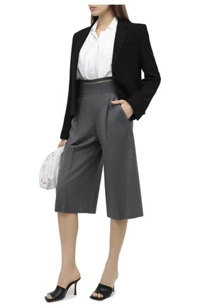 Женские шерстяное кюлоты BRUNELLO CUCINELLI серого цвета по цене 93500 руб., арт. ME226P7477 | Фото 2 Женские шерстяное кюлоты BRUNELLO CUCINELLI серого цвета, арт. ME226P7477 | Фото 2