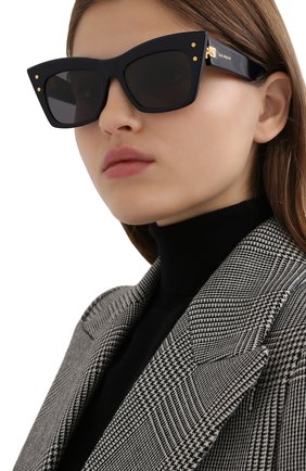 Женские солнцезащитные очки BALMAIN темно-синего цвета по цене 53050 руб., арт. BPS-101C | Фото 2 Женские солнцезащитные очки BALMAIN темно-синего цвета, арт. BPS-101C | Фото 2