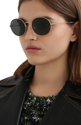 Женские солнцезащитные очки RAY-BAN золотого цвета по цене 0 руб., арт. 3594-901371 | Фото 2 Женские солнцезащитные очки RAY-BAN золотого цвета, арт. 3594-901371 | Фото 2 (Региональные ограничения белый список (Axapta Mercury): RU; Тип очков: С/з; Очки форма: Овальные)