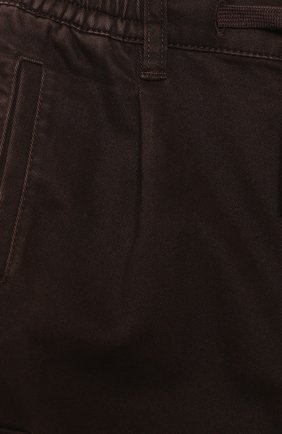 Детские хлопковые брюки DOLCE & GABBANA темно-коричневого цвета, арт. L43P46/LT367/2-6 | Фото 3 (Случай: Повседневный; Региональные ограничения белый список (Axapta Mercury): RU; Материал внешний: Хлопок; Мальчики Кросс-КТ: Брюки-одежда; Ростовка одежда: 2 года | 92 см, 3 года | 98 см, 4 года | 104 см, 5 лет | 110 см, 6 лет | 116 см)