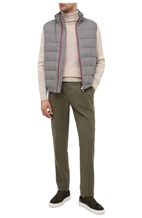 Мужской хлопковые брюки BRUNELLO CUCINELLI хаки цвета по цене 69950 руб., арт. M266LE1740 | Фото 2 Мужской хлопковые брюки BRUNELLO CUCINELLI хаки цвета, арт. M266LE1740 | Фото 2