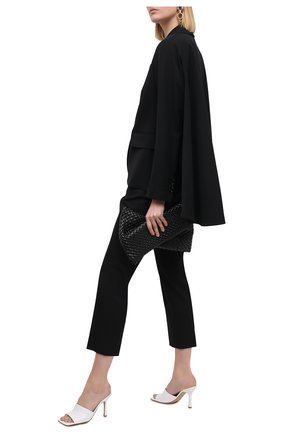 Женские кожаные мюли BOTTEGA VENETA белого цвета по цене 57050 руб., арт. 610538/VBSF0 | Фото 2 Женские кожаные мюли BOTTEGA VENETA белого цвета, арт. 610538/VBSF0 | Фото 2