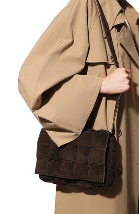Женская сумка padded cassette BOTTEGA VENETA темно-коричневого цвета по цене 221000 руб., арт. 591970/V04N1 | Фото 2 Женская сумка padded cassette BOTTEGA VENETA темно-коричневого цвета, арт. 591970/V04N1 | Фото 2