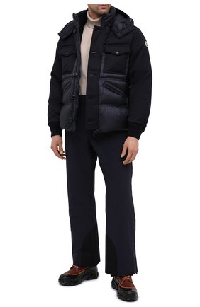 Мужская пуховая куртка penze MONCLER темно-синего цвета по цене 132700 руб., арт. F2-091-1B537-00-53048 | Фото 2 Мужская пуховая куртка penze MONCLER темно-синего цвета, арт. F2-091-1B537-00-53048 | Фото 2 (Материал утеплителя: Пух и перо; Рукава: Длинные; Длина (верхняя одежда): Короткие; Материал подклада: Синтетический материал; Материал внешний: Синтетический материал; Мужское Кросс-КТ: Верхняя одежда, Пуховик-верхняя одежда, пуховик-короткий; Стили: Кэжуэл; Кросс-КТ: Пуховик, Куртка)