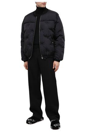 Мужские текстильные сабо BALENCIAGA черно-белого цвета по цене 42150 руб., арт. 624515/W2B40 | Фото 2 Мужские текстильные сабо BALENCIAGA черно-белого цвета, арт. 624515/W2B40 | Фото 2