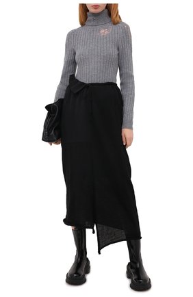 Женская шерстяная водолазка MAISON MARGIELA серого цвета по цене 63250 руб., арт. S29HA0592/S17586 | Фото 2 Женская шерстяная водолазка MAISON MARGIELA серого цвета, арт. S29HA0592/S17586 | Фото 2