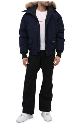 Мужской пуховый бомбер chilliwack CANADA GOOSE темно-синего цвета по цене 99750 руб., арт. 7999M | Фото 2 Мужской пуховый бомбер chilliwack CANADA GOOSE темно-синего цвета, арт. 7999M | Фото 2