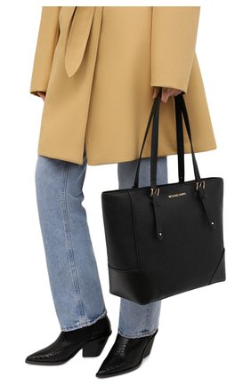 Женский сумка-тоут aria MICHAEL MICHAEL KORS черного цвета по цене 25350 руб., арт. 30H9GXAT3L | Фото 2 Женский сумка-тоут aria MICHAEL MICHAEL KORS черного цвета, арт. 30H9GXAT3L | Фото 2
