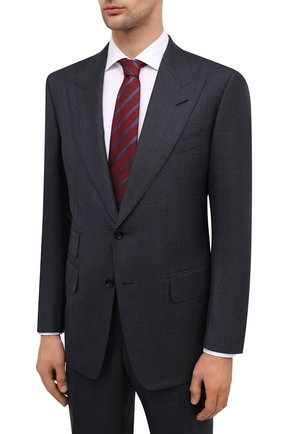 Мужской шерстяной костюм TOM FORD темно-синего цвета по цене 292500 руб., арт. 811R51/21AL41 | Фото 2 Мужской шерстяной костюм TOM FORD темно-синего цвета, арт. 811R51/21AL41 | Фото 2 (Материал внешний: Шерсть; Материал подклада: Купро, Шелк; Рукава: Длинные; Стили: Классический; Костюмы М: Однобортный)