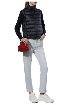 Женский пуховая куртка MONCLER темно-синего цвета по цене 62500 руб., арт. F2-093-9B511-00-A9018 | Фото 2 Женский пуховая куртка MONCLER темно-синего цвета, арт. F2-093-9B511-00-A9018 | Фото 2