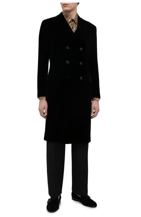 Мужской пальто GIORGIO ARMANI черного цвета, арт. 0WG0L05S/T0025 | Фото 2 (Длина (верхняя одежда): До колена; Рукава: Длинные; Материал подклада: Синтетический материал; Мужское Кросс-КТ: Верхняя одежда, пальто-верхняя одежда; Стили: Классический; Материал внешний: Вискоза, Купро, Растительное волокно)
