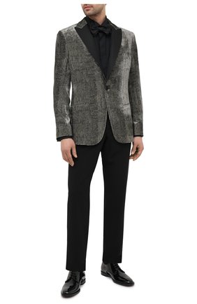 Мужской смокинг из вискозы GIORGIO ARMANI хаки цвета по цене 472500 руб., арт. 0WGAS012/T027K | Фото 1 Мужской смокинг из вискозы GIORGIO ARMANI хаки цвета, арт. 0WGAS012/T027K | Фото 1 (Рукава: Длинные; Материал подклада: Синтетический материал; Костюмы М: Однобортный; Материал внешний: Вискоза)