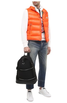 Мужской текстильный рюкзак valentino garavani rockstud VALENTINO черного цвета по цене 146500 руб., арт. UY2B0995/HUZ | Фото 2 Мужской текстильный рюкзак valentino garavani rockstud VALENTINO черного цвета, арт. UY2B0995/HUZ | Фото 2