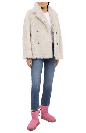 Женские замшевые сапоги classic bailey UGG розового цвета по цене 17150 руб., арт. 1016501_WBRR | Фото 2 Женские замшевые сапоги classic bailey UGG розового цвета, арт. 1016501_WBRR | Фото 2